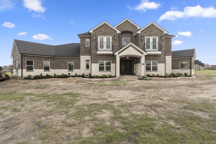 Custom home builder luxury home