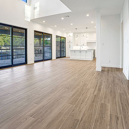 Cedar Creek Lake builders